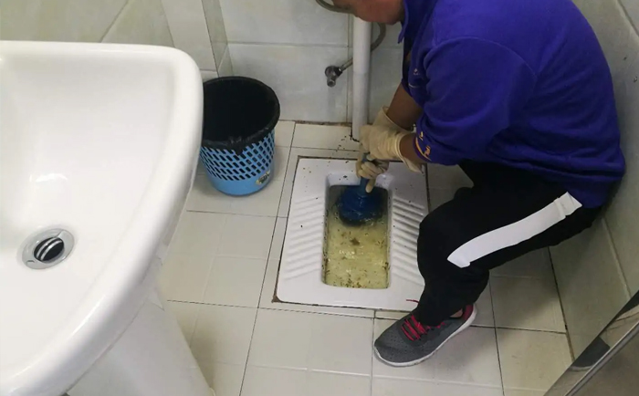 林周疏通蹲坑